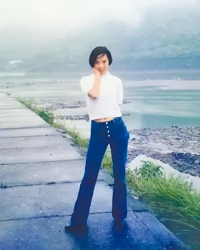 “黄妈”黄绮珊：四川妹子、远嫁台湾、三婚三离，如今怎么样了？