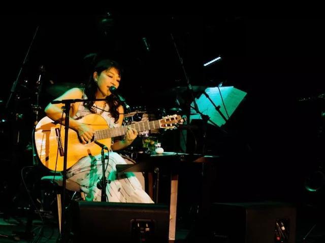 “温暖心灵的天籁之音”聆听小野丽莎9首浪漫温情的爵士