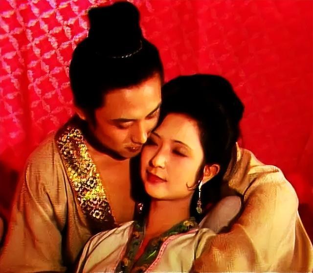 87版《红楼梦》贾琏风流好色，扮演者高宏亮却独宠大三岁妻子