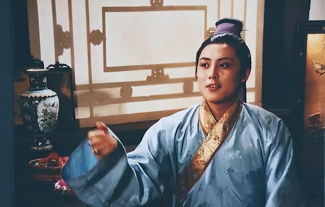 87版《红楼梦》贾琏风流好色，扮演者高宏亮却独宠大三岁妻子