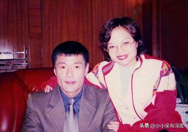 于荣光一生洁身自好，35年的夫妻，走到各奔东西的地步，让人惋惜