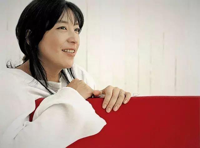 “温暖心灵的天籁之音”聆听小野丽莎9首浪漫温情的爵士