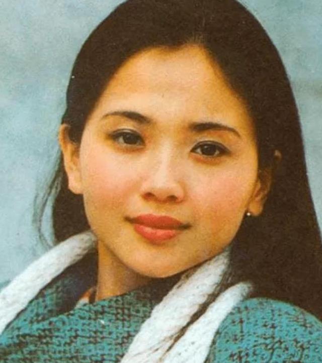 “江南第一美女”陶慧敏：嫁初恋生女幸福美满，如今活成人生赢家