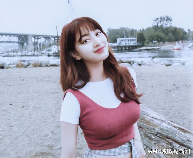 与姜丹尼尔分手后，Twice朴志效公开绝美自拍，更美了