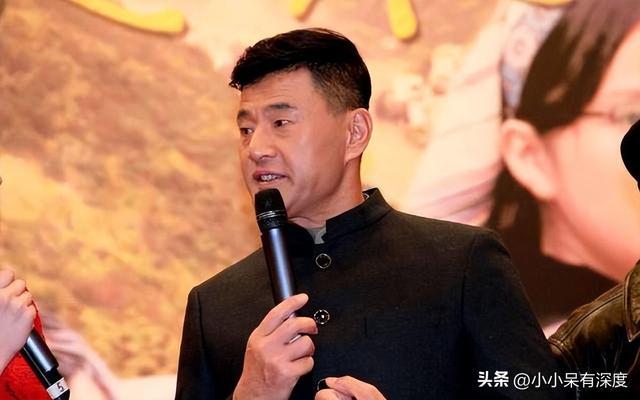 于荣光一生洁身自好，35年的夫妻，走到各奔东西的地步，让人惋惜