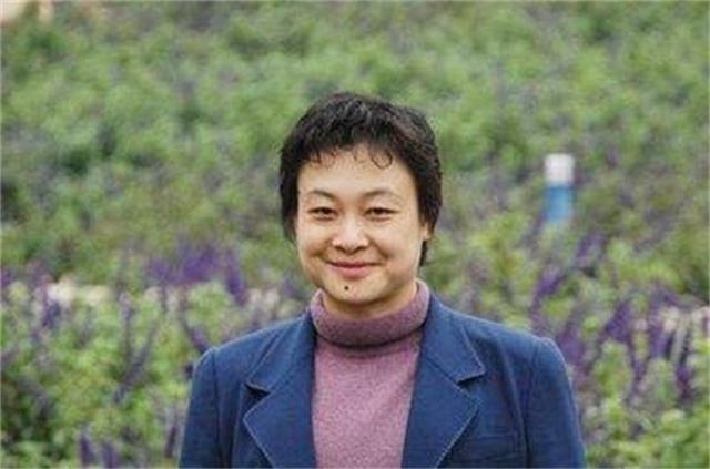 何智丽：入日籍改名小山智丽，击败邓亚萍大喊哟西，后来过得如何