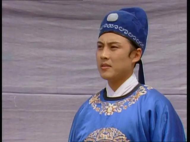 87版《红楼梦》贾琏风流好色，扮演者高宏亮却独宠大三岁妻子