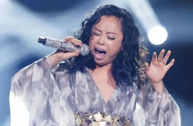 “黄妈”黄绮珊：四川妹子、远嫁台湾、三婚三离，如今怎么样了？