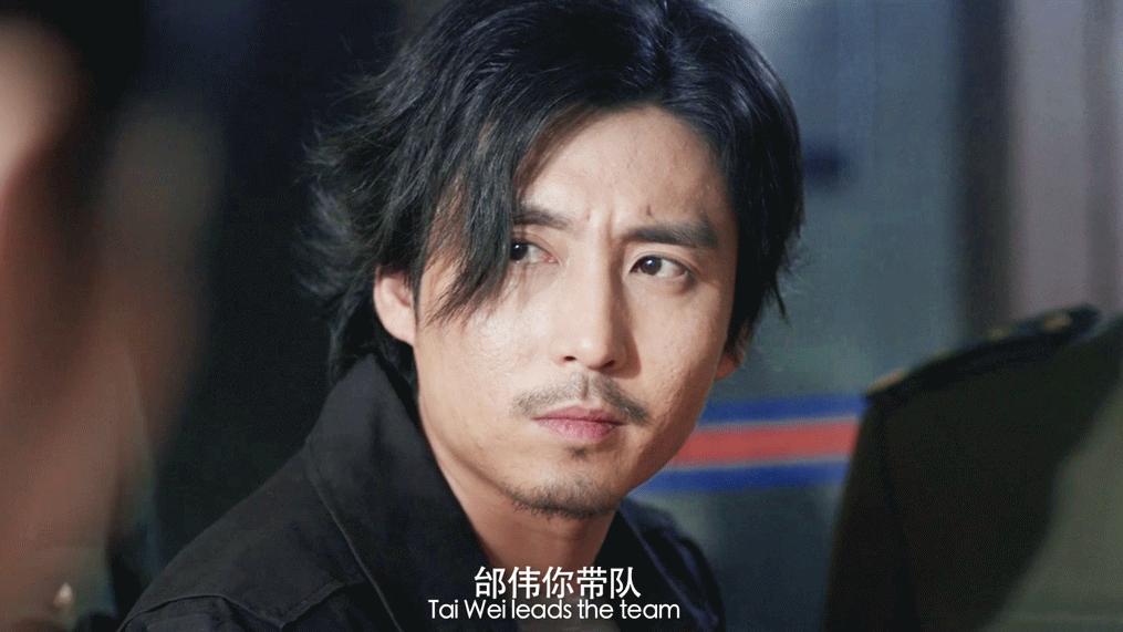 王泷正：长得帅，有演技，毕业十年无戏可演，37岁爱情事业双丰收
