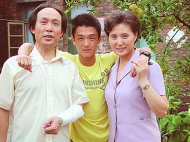 山东演员温玉娟：低调嫁平凡丈夫，恩爱几十年，晚年生活幸福美满