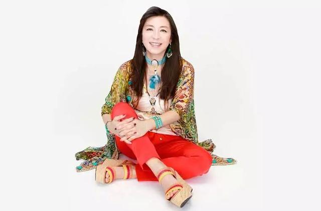 “温暖心灵的天籁之音”聆听小野丽莎9首浪漫温情的爵士