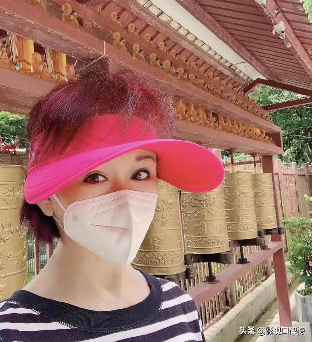 50岁还能演少女，73岁戏约不断，潘迎紫真是娱乐圈的一个传奇