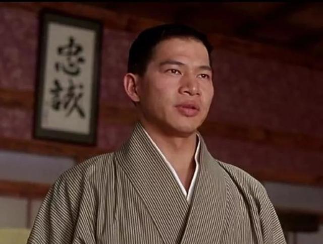 楼学贤评价李连杰，我一招空手道侧踢，被李连杰一拳打回原地