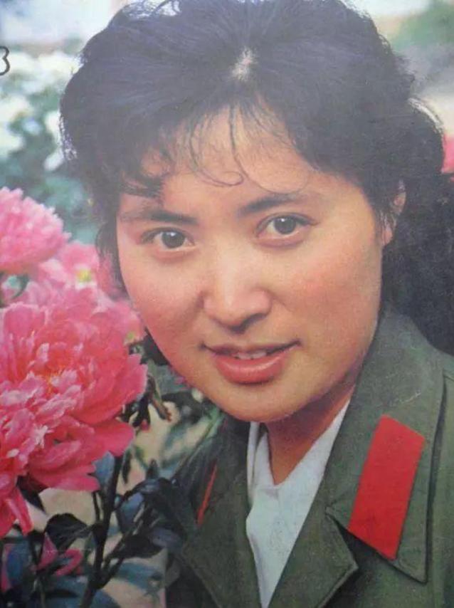 山东演员温玉娟：低调嫁平凡丈夫，恩爱几十年，晚年生活幸福美满