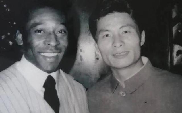 从容志行古广明，到郑智艾克森，看广东足球70年得与失