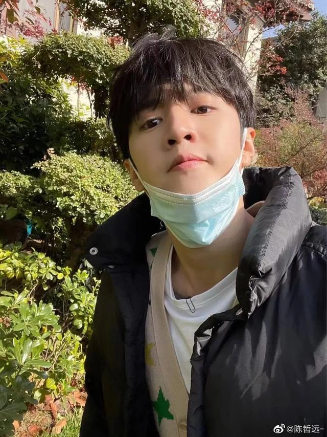 小八卦,易烊千玺,白敬亭,翟潇闻,陈哲远徐梦洁,邓家佳