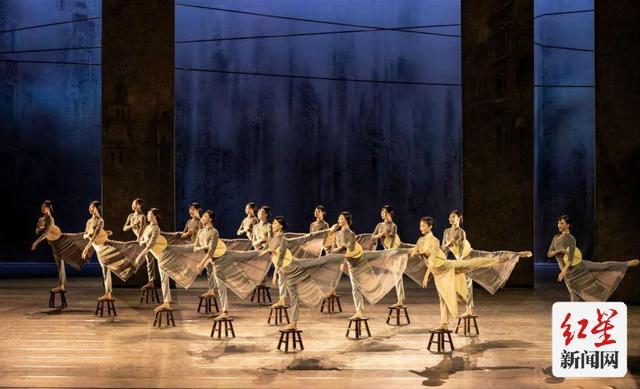 朱洁静王佳俊点赞成都观众 打趣称“凑齐上海歌舞团三部曲来成都开专场！”