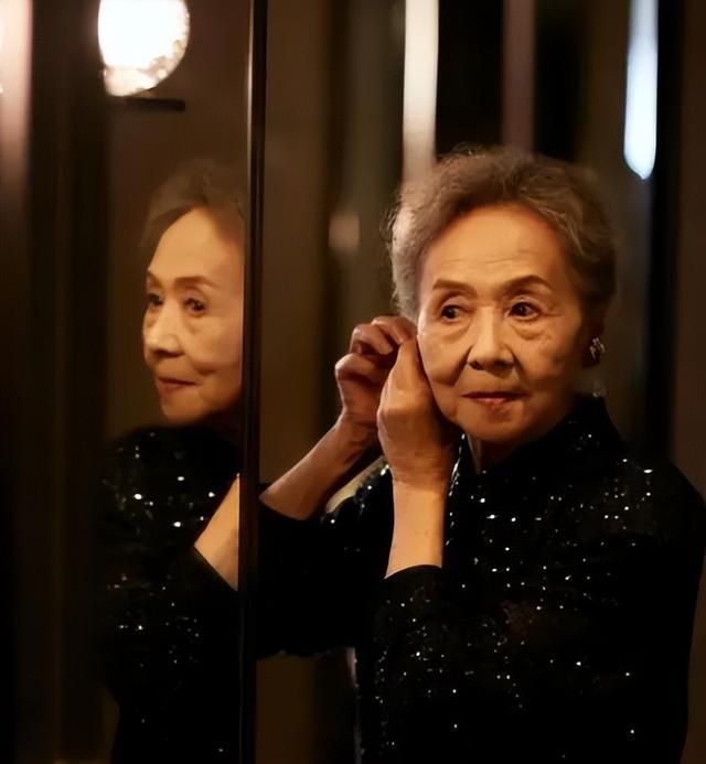 越老越美丽？亚洲最高龄影后吴彦姝，84岁获天坛奖惊艳娱乐圈