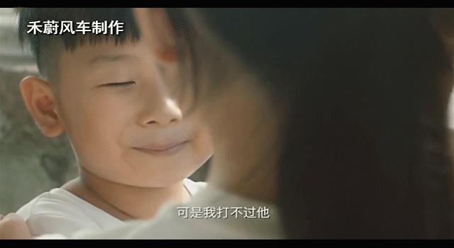 《你好旧时光》小演员长相萌表演自然，王俊浩的笑容神似张新成