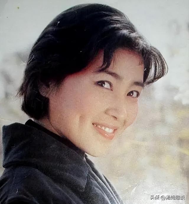 80年代内地影坛的十大美女，个个风姿绰约，李秀明仅排第三