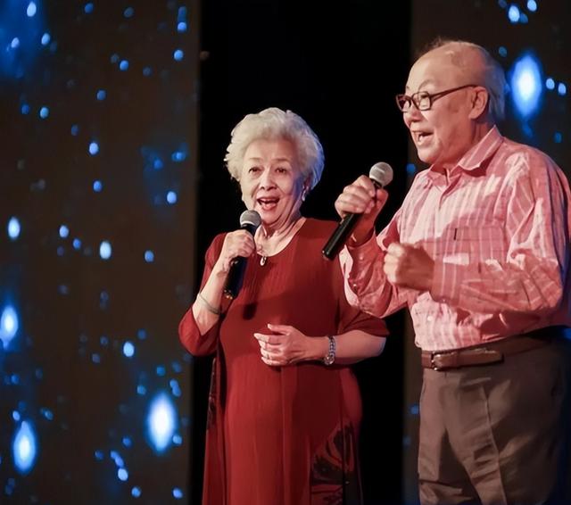 60年代女星谢芳：饰演“林道静”成名，和丈夫相守65年，晚年幸福