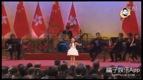 还记得香港的“巨肺小天后”谭芷昀吗？她13岁长这样？