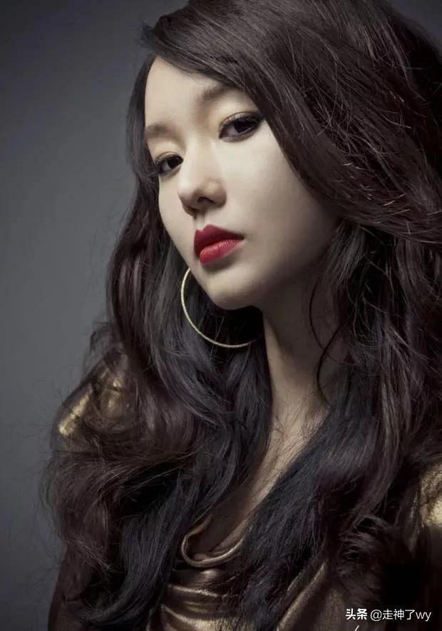 明星的秀之韩国乐坛第一在内地火起来的女星-李贞贤