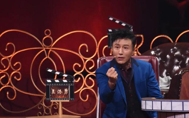 河南演员王洛勇：与妻子双向奔赴40年，63岁再翻红，今幸福美满