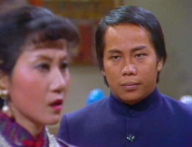 1979年，梁小龙妻子黎爱莲被泼浓硫酸，当红歌星一夜间变“厉鬼”
