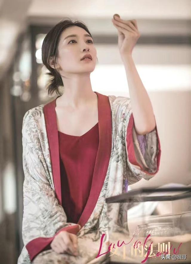 《女士的法则》女演员的青涩照，认出了刘敏涛、孔琳，没认出徐立
