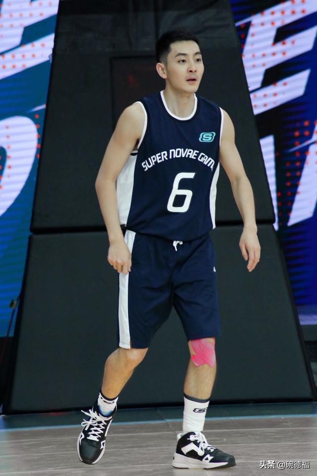 朱天福《超新星运动会》篮球3v3总冠军，颜值与实力并存