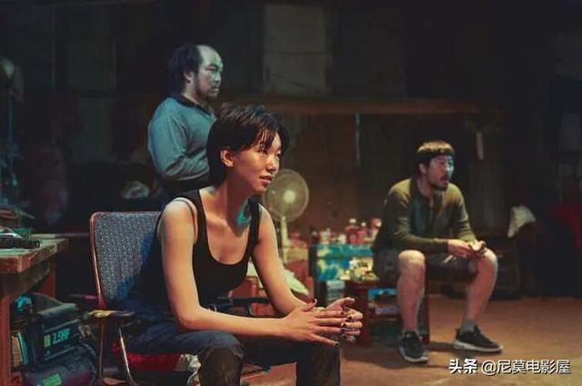 韩版《解救吾先生》：“电梯战神”黄政民的大尺度翻拍电影