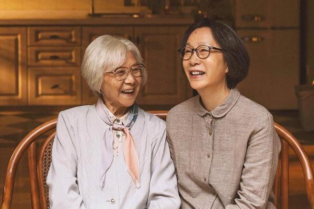 吴彦姝：84岁心如少女，出身名门一生备受宠爱，人到晚年很幸福