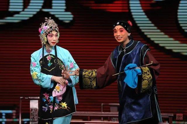 ​北京剧院矛盾，世家子弟居多，姜亦珊和袁慧琴事件又是何原因