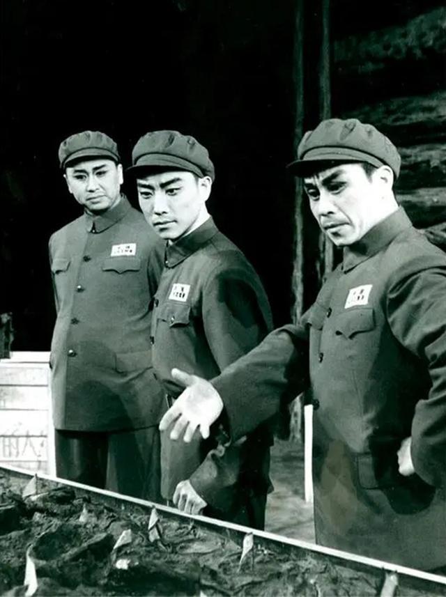 《奇袭白虎团》主演、京剧名家方荣翔诞辰97周年，遗憾已离世33年