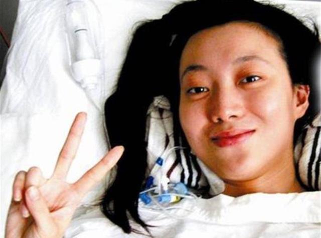2014年聂鑫去世，因《蓝狐》走红到父母跪求医疗费，她经历了啥？