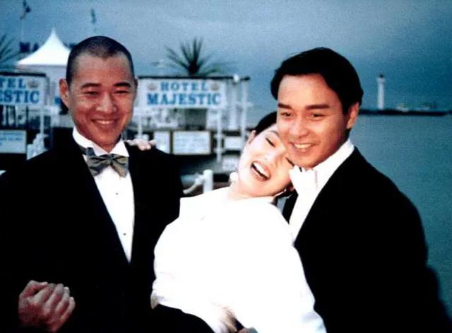 女舞蹈家霍凡嫁给张丰毅，结婚28年没有孩子，却依旧非常幸福