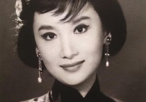 夏梦女儿的照片 金庸追她7年 曾受毛泽东接见
