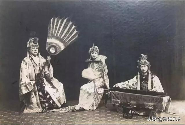 1924年上演京剧《封神榜》剧照，名角小杨月楼主演，绝对让你惊艳